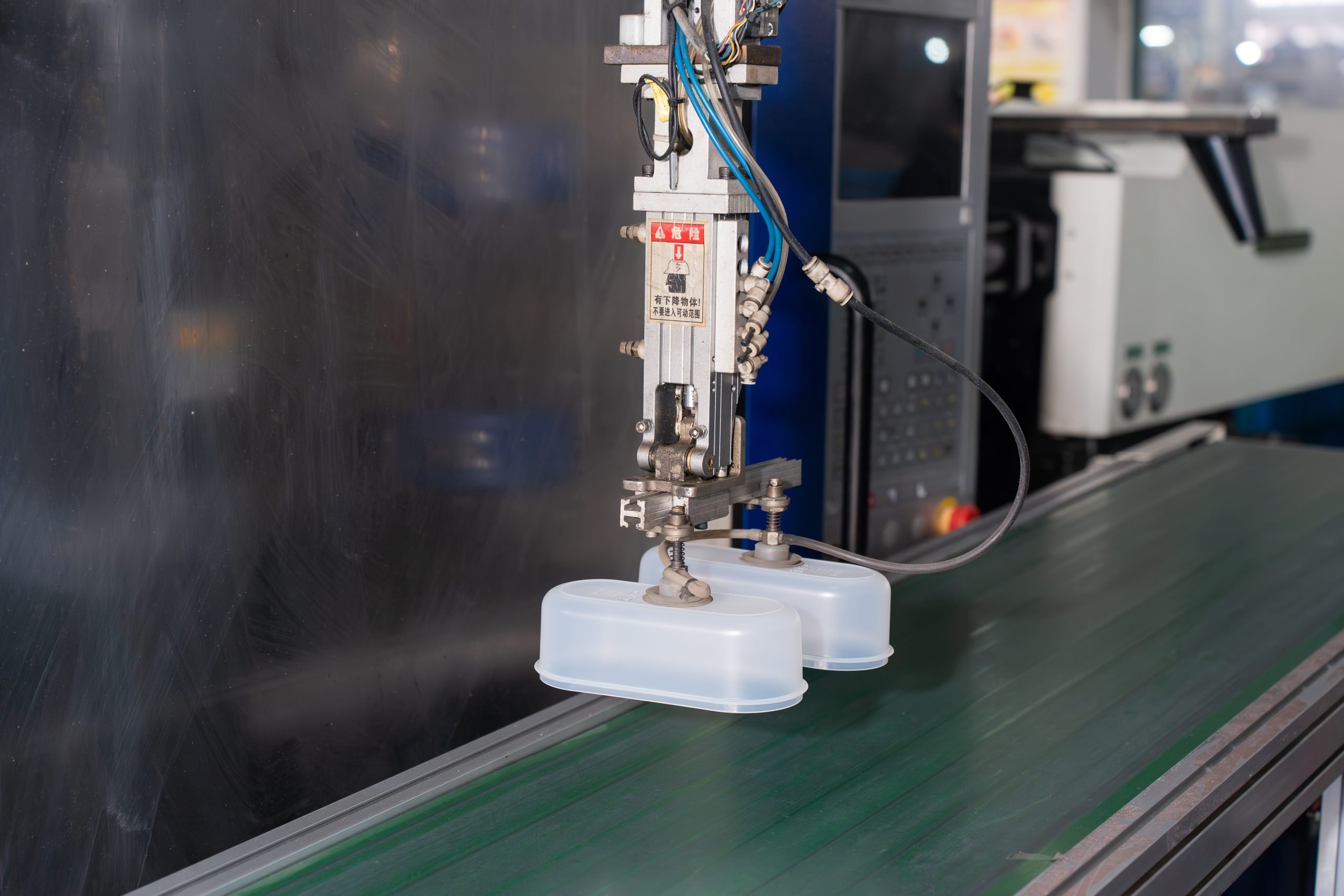 factory machine for plastic products